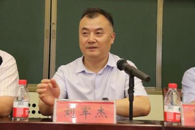 鞏義二中獲評(píng)“清華大學(xué)生源中學(xué)”，鞏義教育新起點(diǎn)